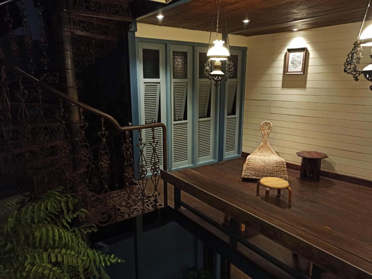 Priya Boutique House Bed and Breakfast Bangkok Exteriör bild