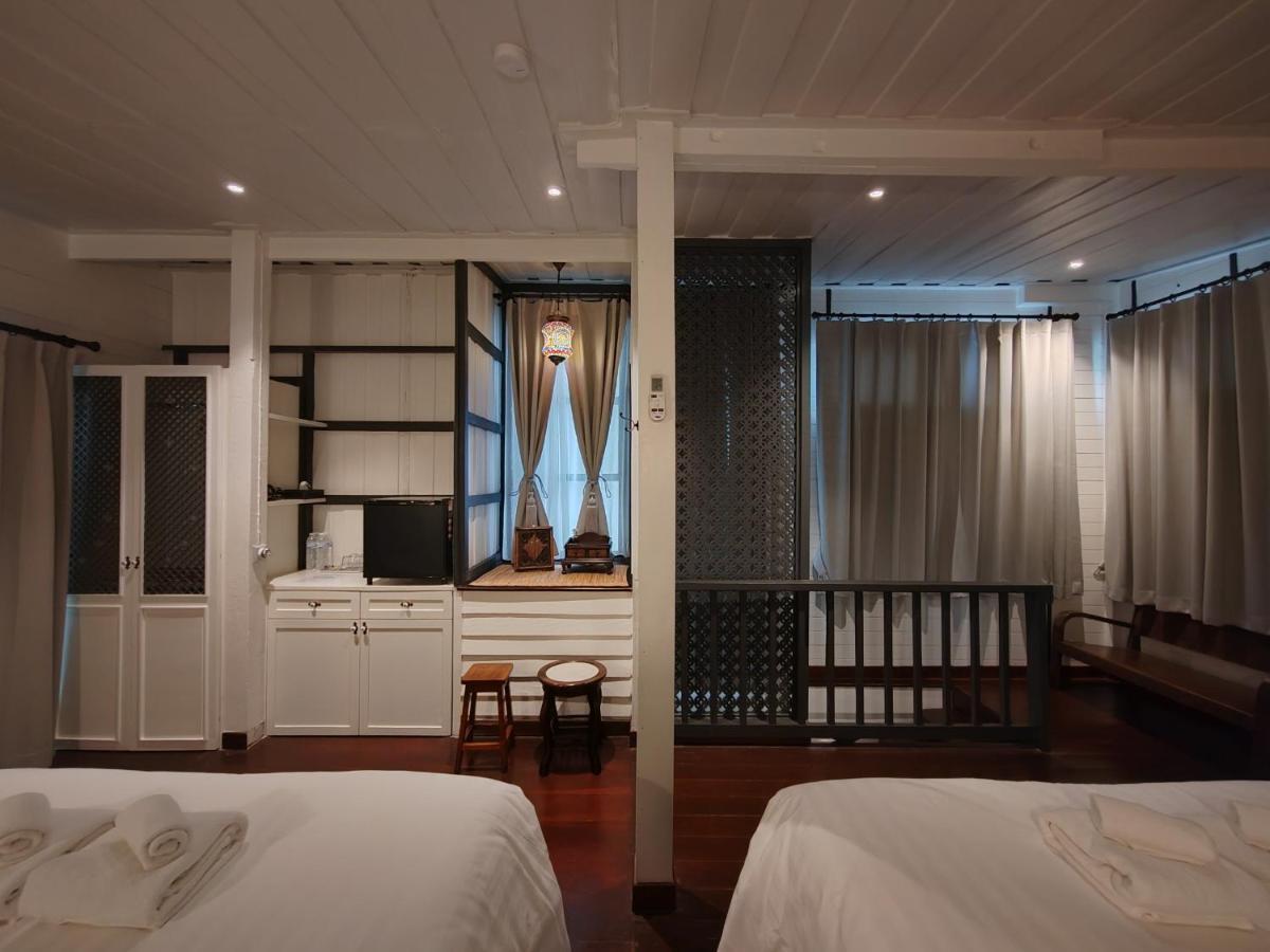 Priya Boutique House Bed and Breakfast Bangkok Exteriör bild