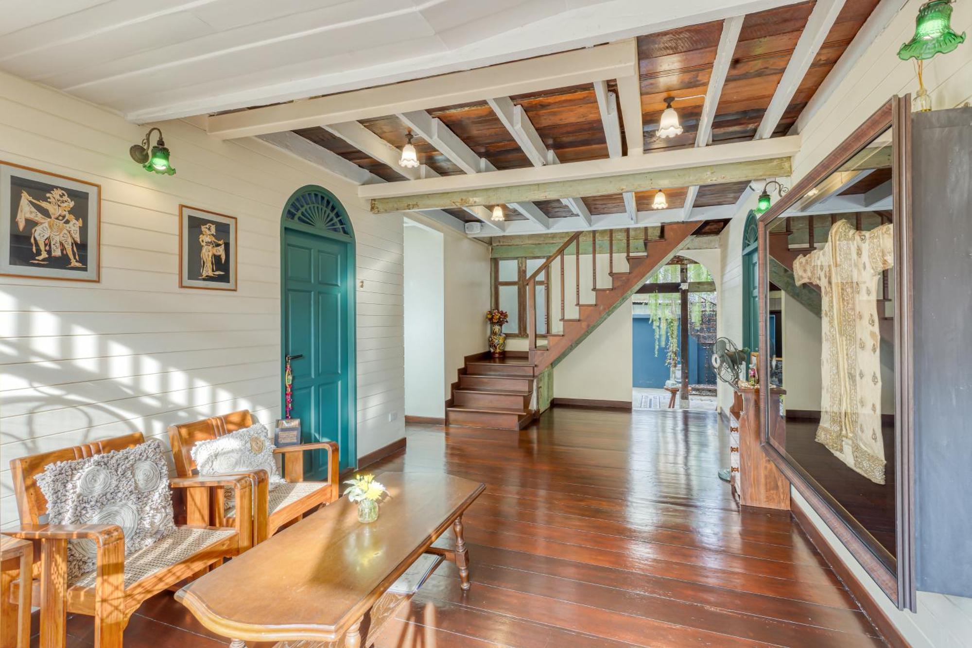 Priya Boutique House Bed and Breakfast Bangkok Exteriör bild