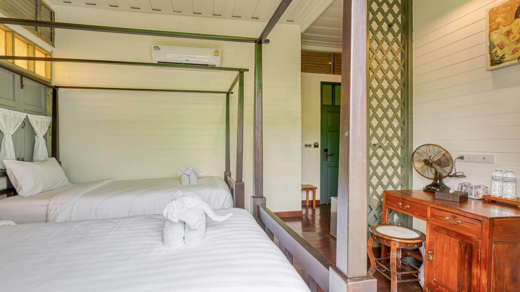 Priya Boutique House Bed and Breakfast Bangkok Exteriör bild
