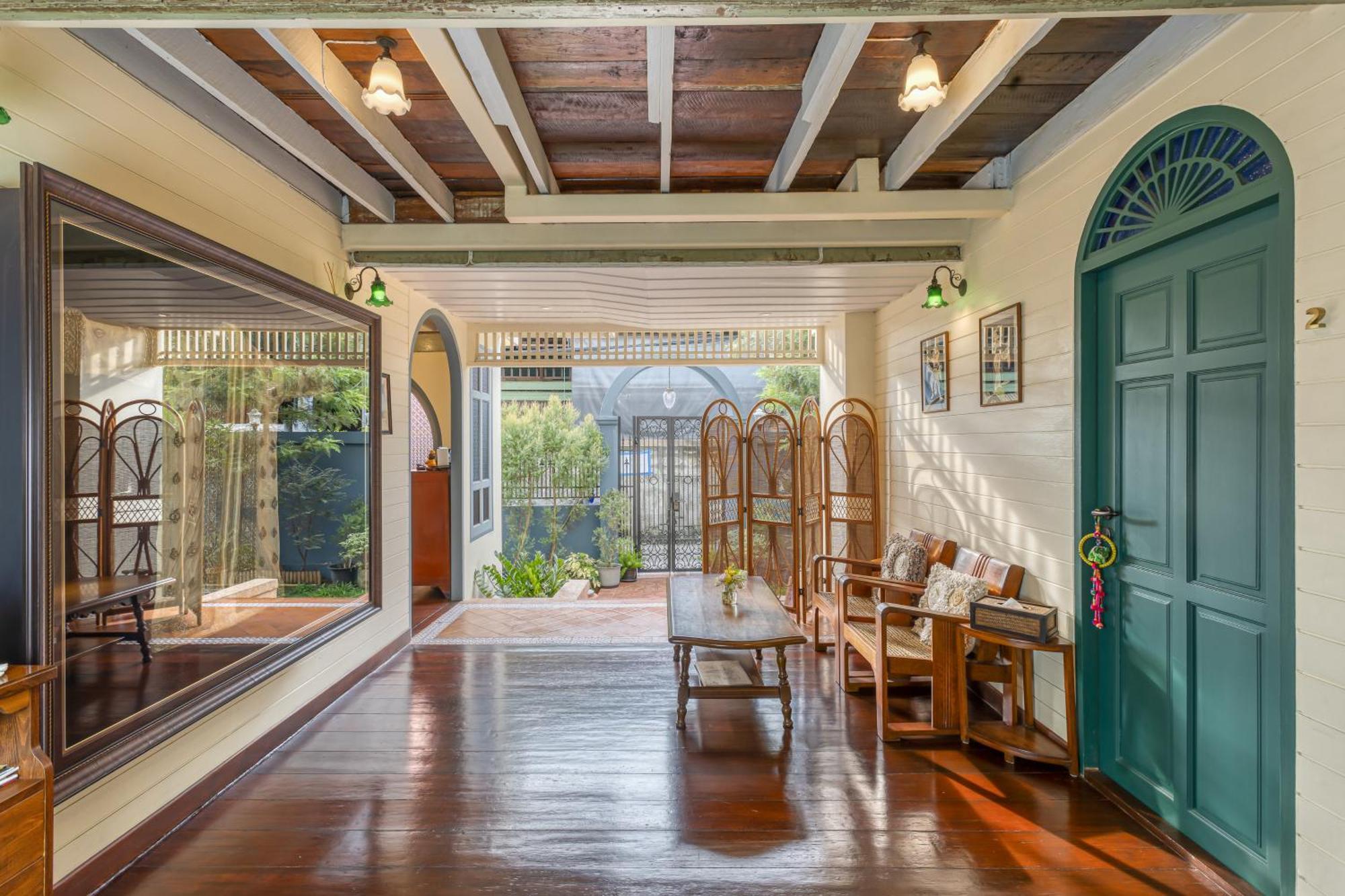 Priya Boutique House Bed and Breakfast Bangkok Exteriör bild