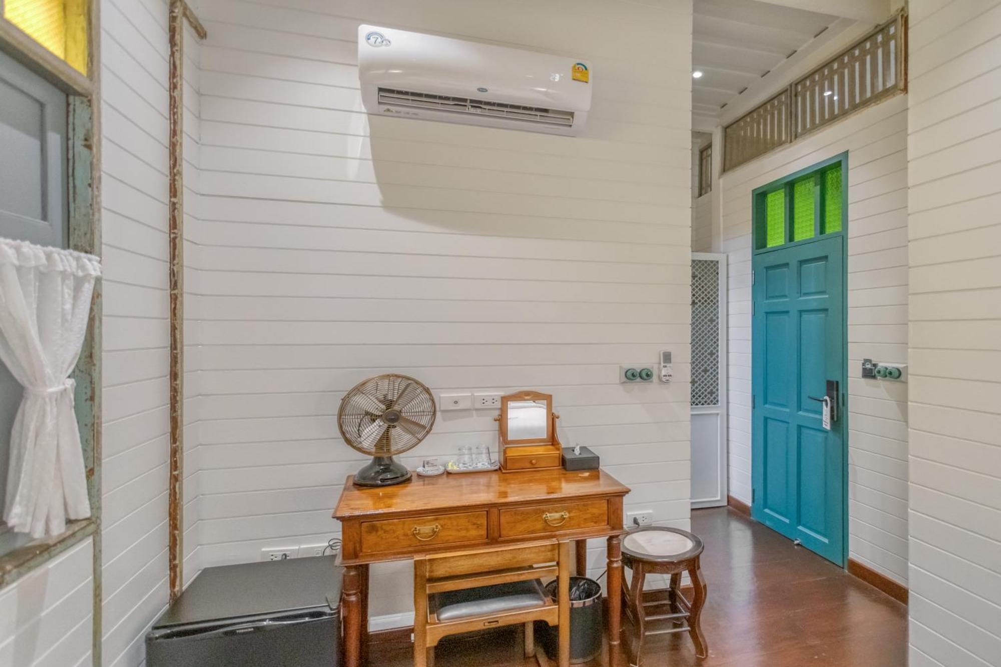 Priya Boutique House Bed and Breakfast Bangkok Rum bild